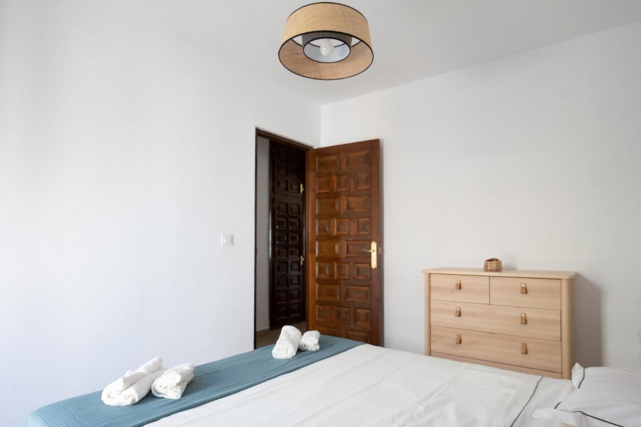 Lovely 1- Bedroom Rental With Pool, Close To The Beach 维拉 外观 照片